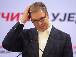 Studentenbewegung triumphiert: Präsident Vucic räumt Wahlniederlage in Serbien ein